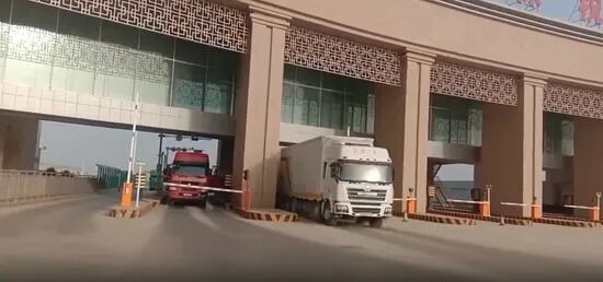 buy Fuel Tanker Trailer 4 Axles Shipped to South Africa online manufacture