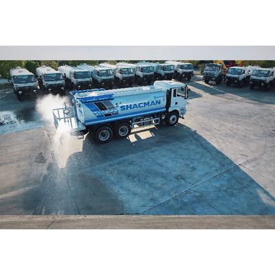 kopen Stedelijke sanitaire waterbesproeiing Tanktruck met elektronisch mistkanon online manufacture