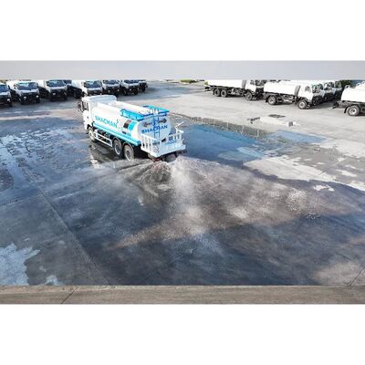 Buy Shacman Water Sprinkler Tank Truck with Electronic Fog Cannon for Road Cooling/Cleaning online manufacture